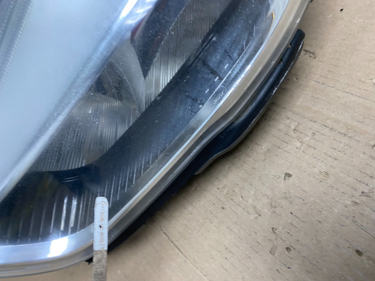2017 - 2019 Ford Escape Left Driver LH Side Halogen Headlight AJ2026 DW5