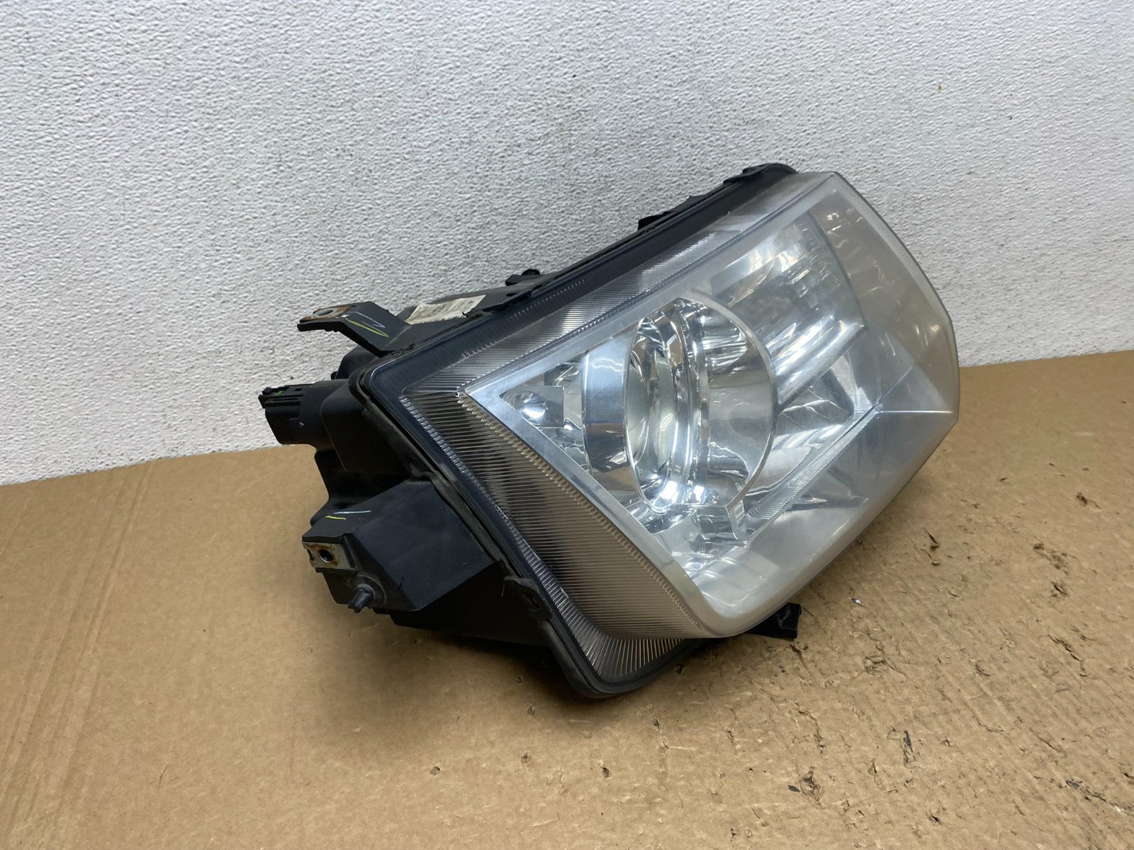 Halogen 2007 to 2010 Lincoln MKX Headlight Right Passenger Side AF8340 DW2