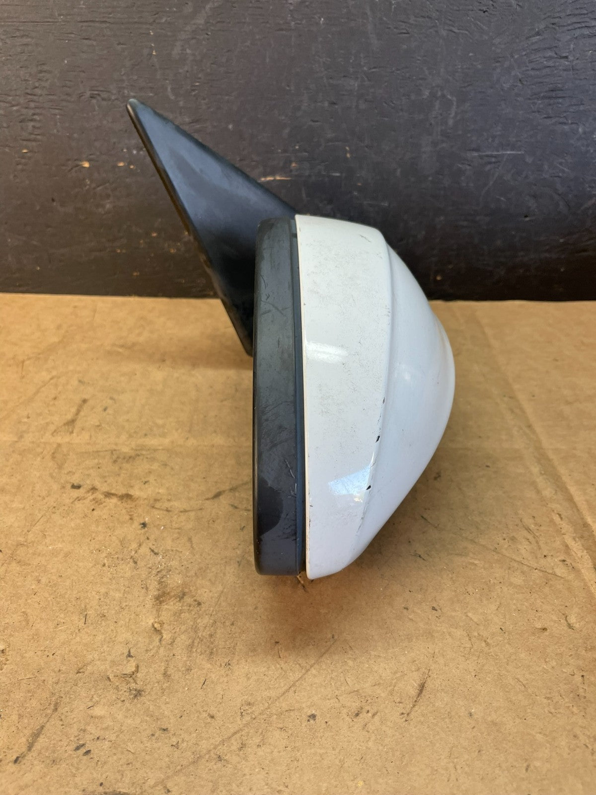 2006 to 2008 BMW 325i Right Passenger Side View Door Mirror ae1069 DG8