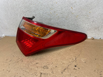 2007 to 2012 Hyundai Veracruz Tail Light Right Passenger RH AH9190 LK2
