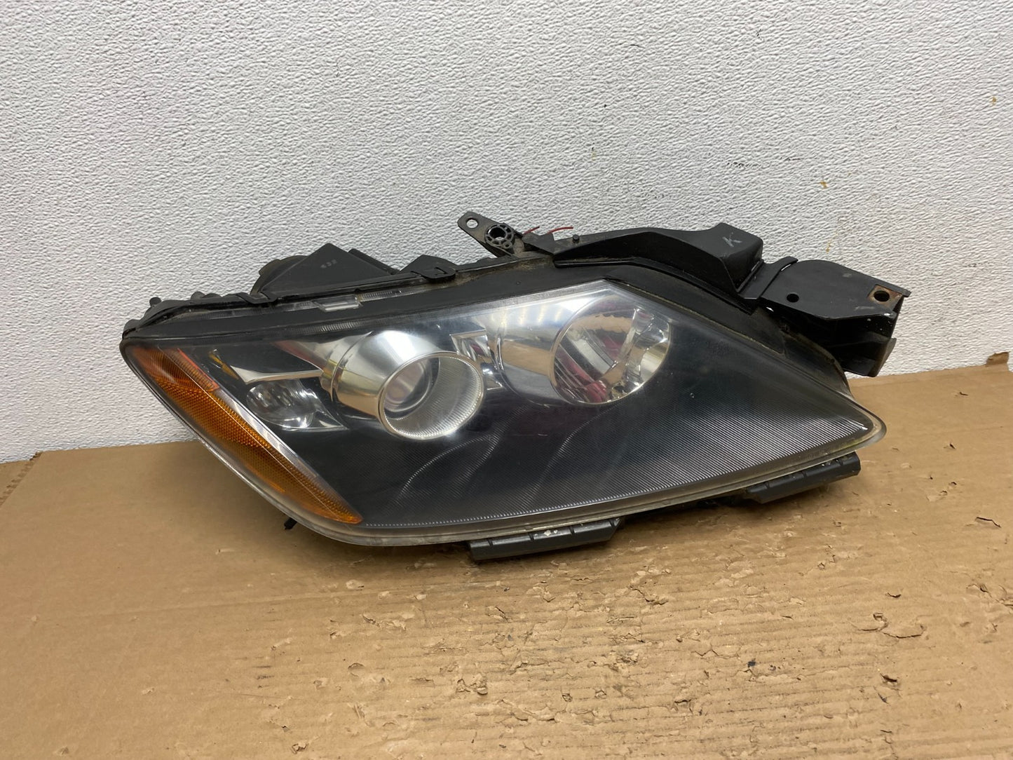 Halogen 2007 to 2009 Mazda CX-7 Right Passenger RH Side Headlight AD4348 DW0