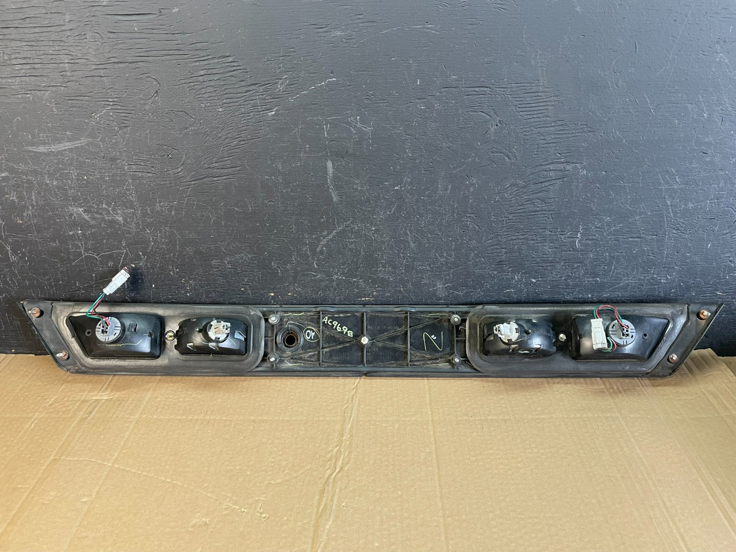 1998-2002 Honda Accord Coupe 2-Door Center Single Tail Light AC9698 DG5