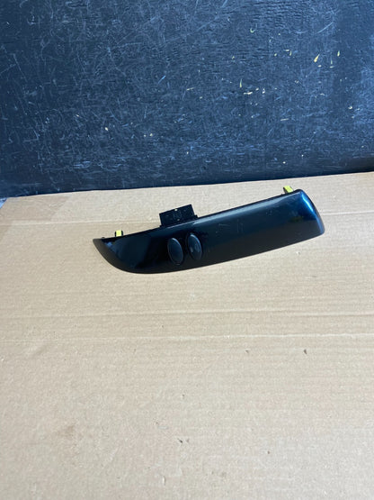 2004 to 2010 Toyota Sienna Left Side Climate Switches Bezel Trim AG5002 DG1