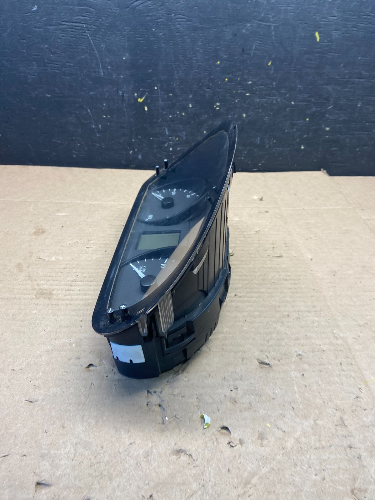 2003 to 2006 Sprinter 2500 3500 Instrument Speedometer Gauge Cluster q2251 DG2