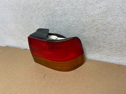 1992 to 1993 Honda Accord Right Passenger RH Side Tail Light AH4406 DW2
