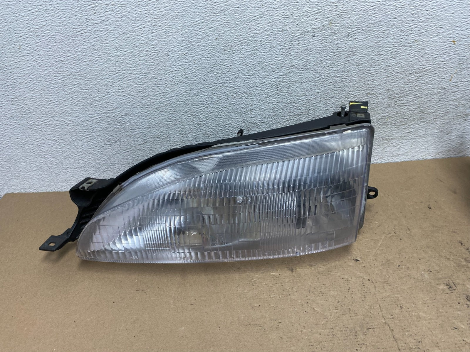 1995 to 1996 Toyota Camry Left Driver LH Side Headlight TYC AF4676 DW0