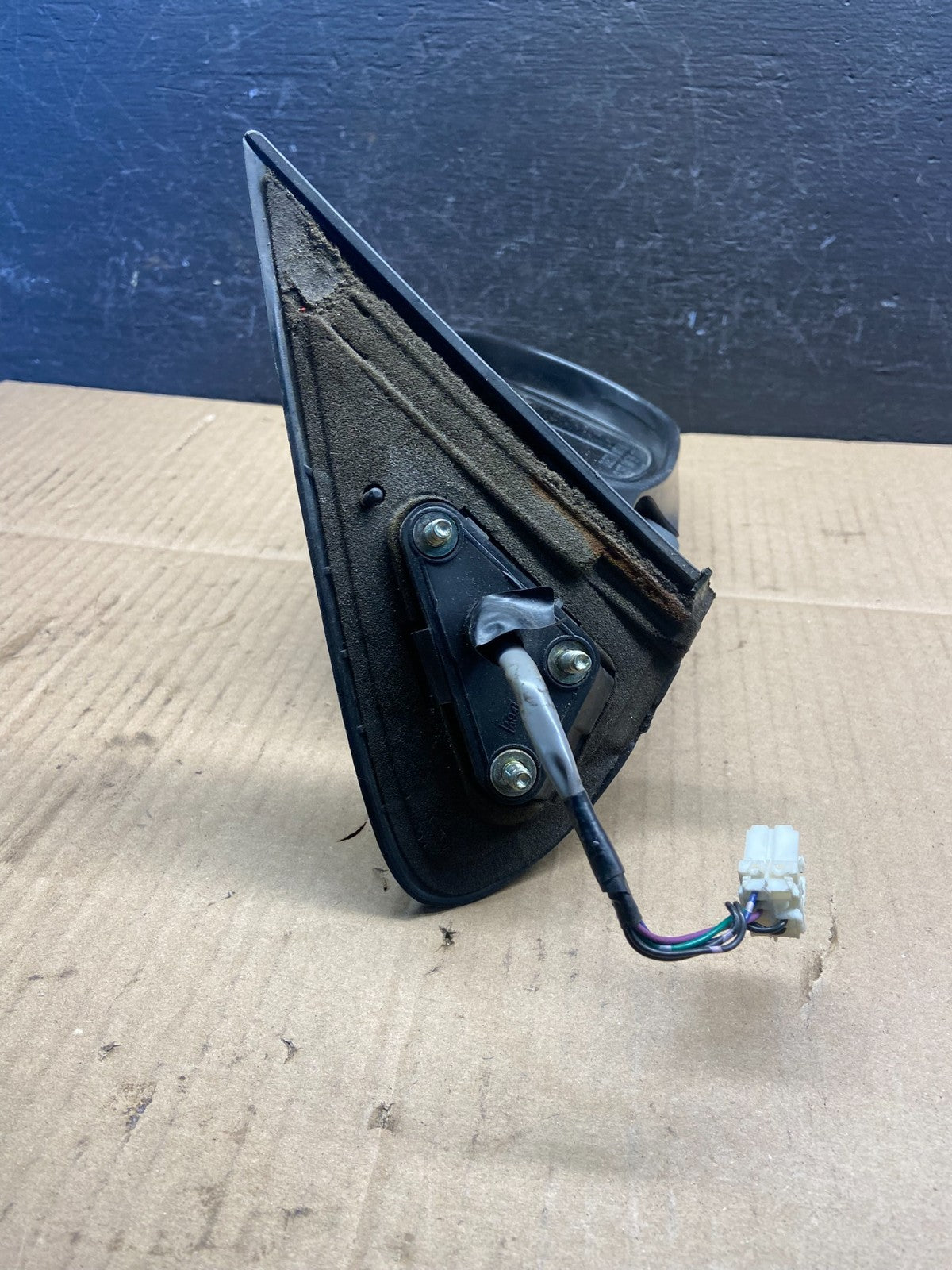 2000 to 2004 Infiniti i30 i35 Front Right Passenger View Door Mirror AD2946 DW10