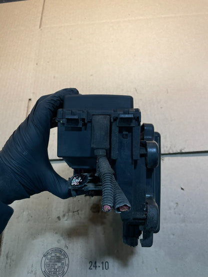 2007 Jeep Grand Cherokee Fuse Box BCM Body Control Module V6720 DG1
