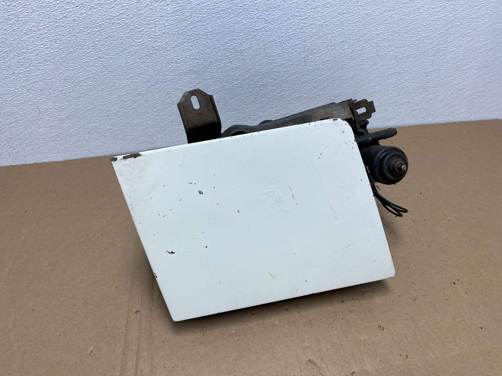 1982 - 1996 Pontiac Firebird Trans Am Right Passenger RH Side Headlight AB67882