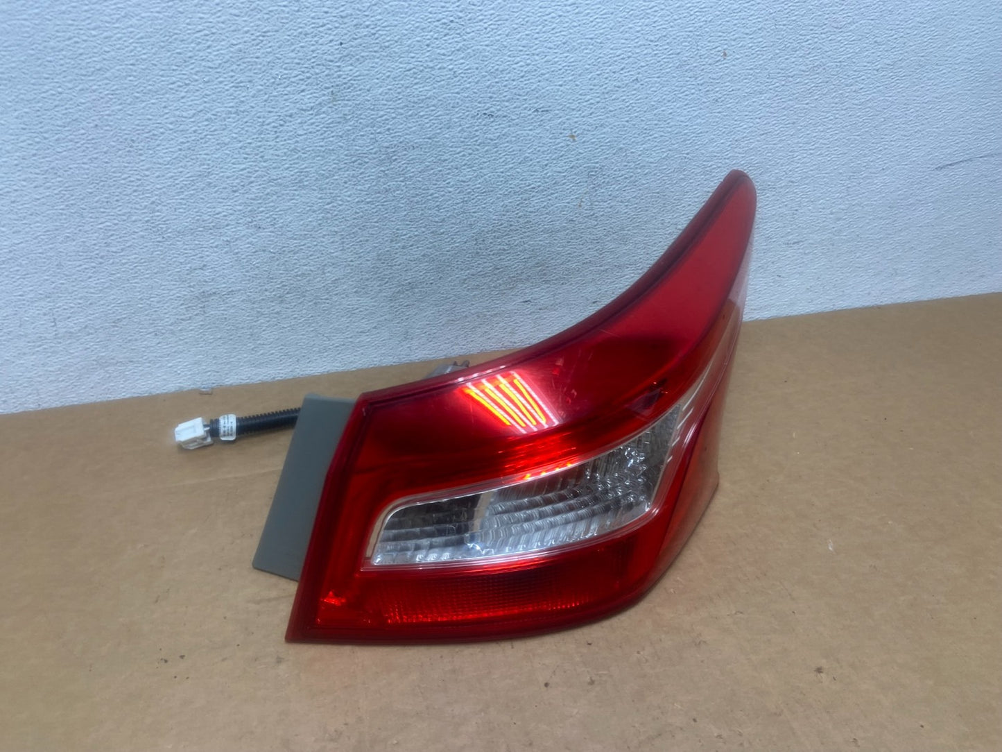 2016 2017 2018 Nissan Sentra Right Passenger RH Side Tail Light AD6018 DW2