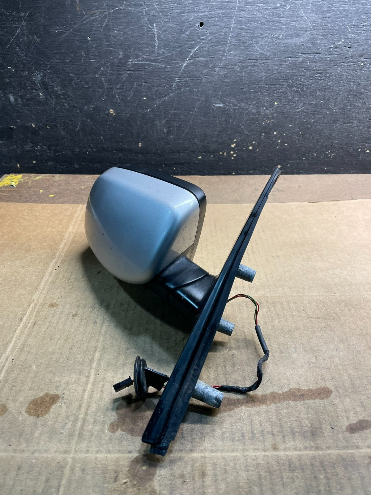 2006 - 2010 BMW 528i 530i 535i Right Passenger Door View Mirror Y4025 DG2