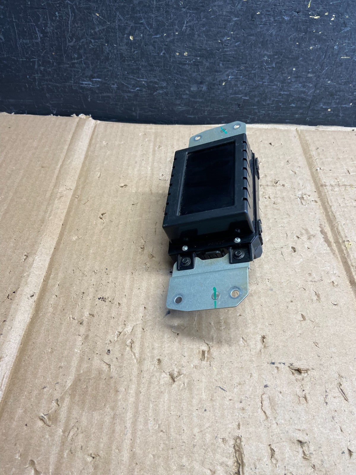 2013 to 2016 Ford Fusion 4.2" Radio Information Display Screen AI2843 DW2