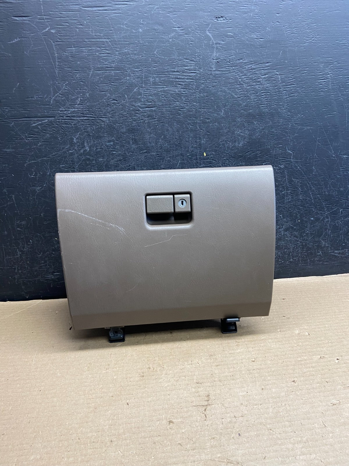 1996-2002 Toyota 4Runner Front Right Passenger Storage Glove Box AH3542 DG0