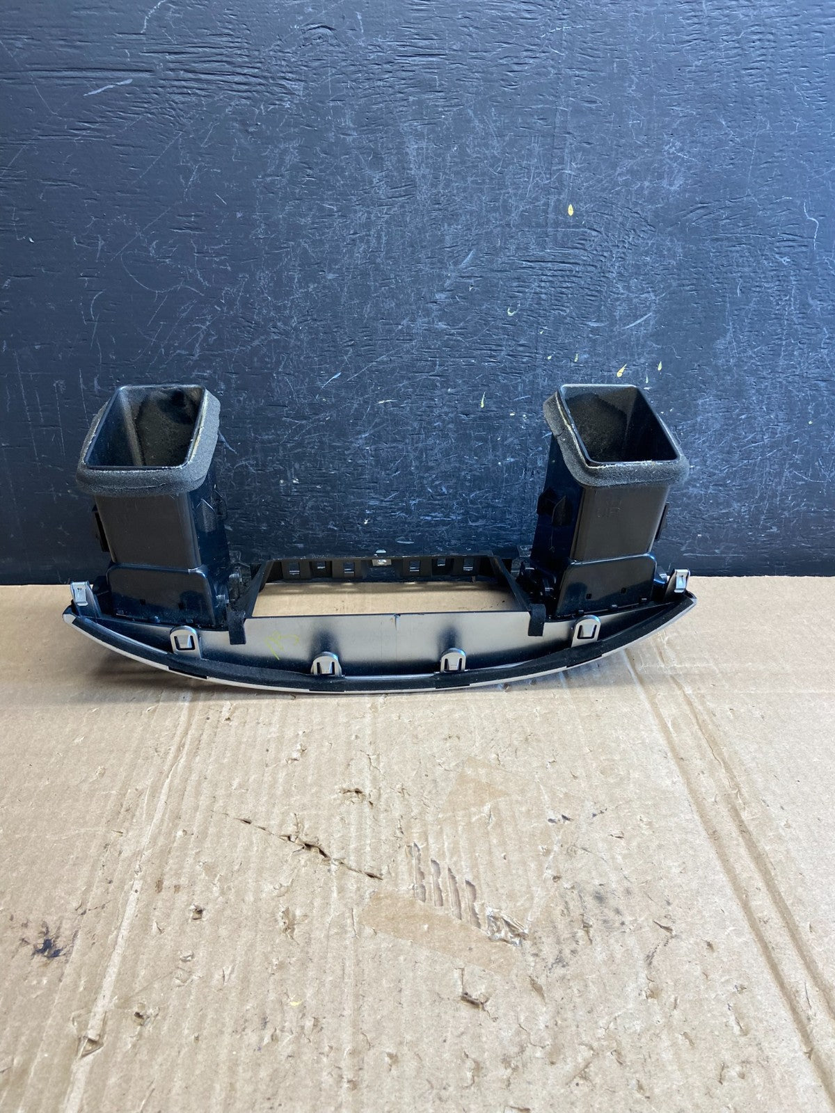 2013 to 2020 Nissan Pathfinder Center Dash Radio Trim Bezel Surround AE1907 DG4