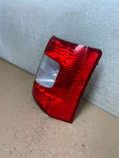 2011-2016 Chrysler Town and Country Right Passenger RH Tail Light AB2525 DW1