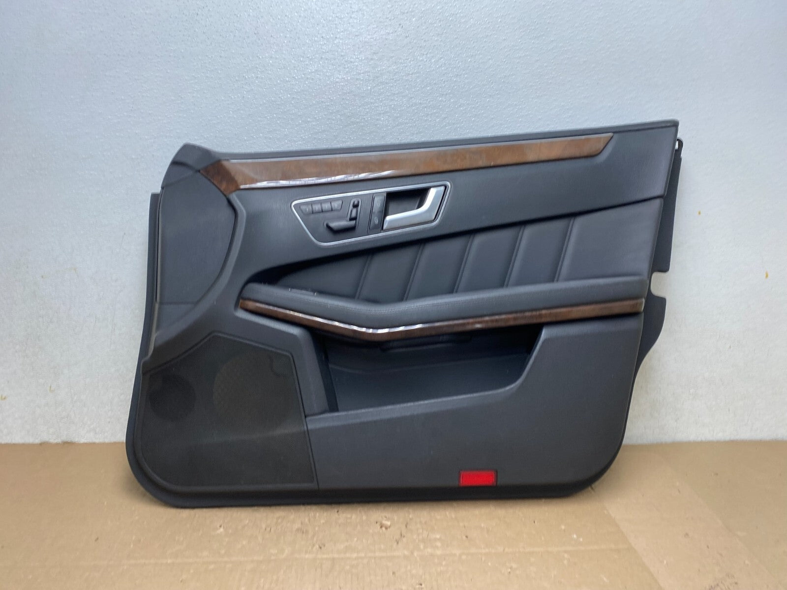 2014 to 2016 Mercedes E-Class Sedan Front Right Rh Side Door Panel H6283 PS0