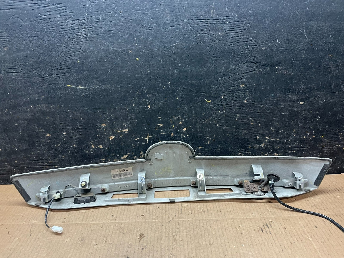 2007-2012 Mazda CX-9 CX9 Trunk Lid Panel Rear View W/O Camera y1915 DG2