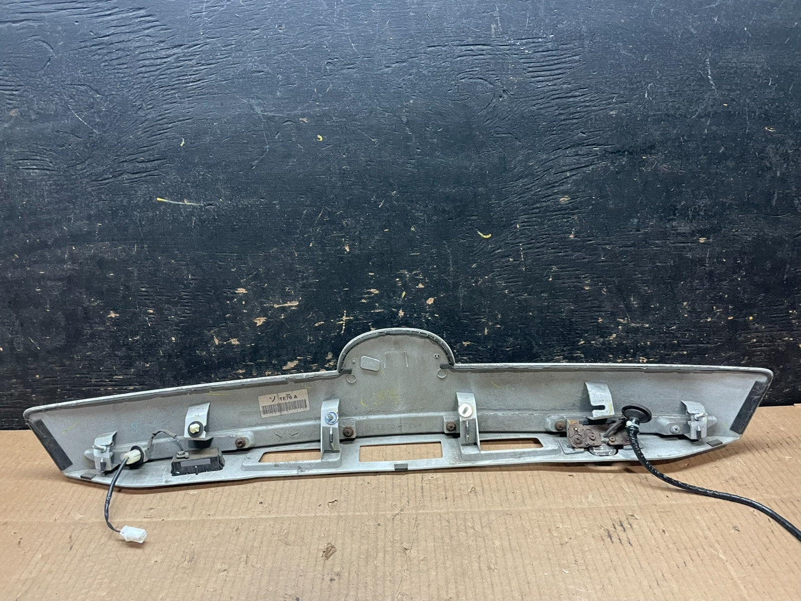 2007-2012 Mazda CX-9 CX9 Trunk Lid Panel Rear View W/O Camera y1915 DG2