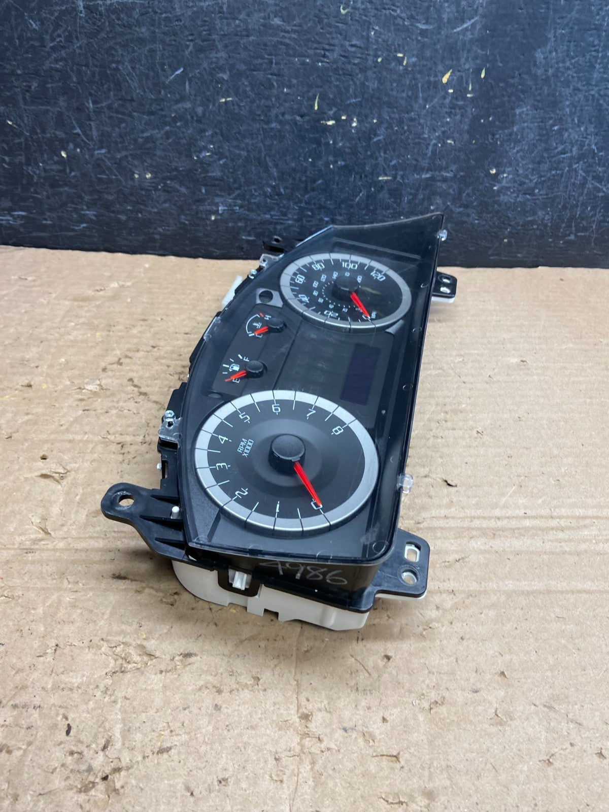 2010 Ford Escape Speedometer Cluster Gauge AD23913