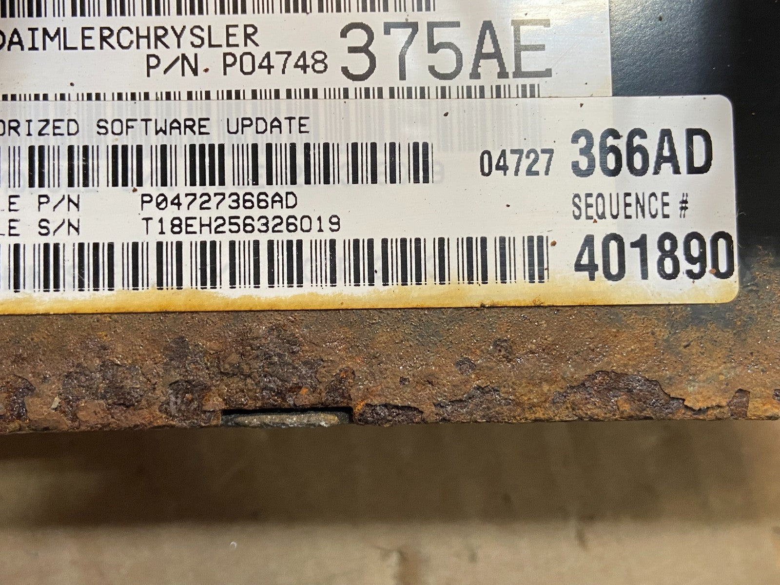 2005 Dodge Caravan 3.8L Engine Computer Module ECU ECM P04727366AD AE2308 DW2
