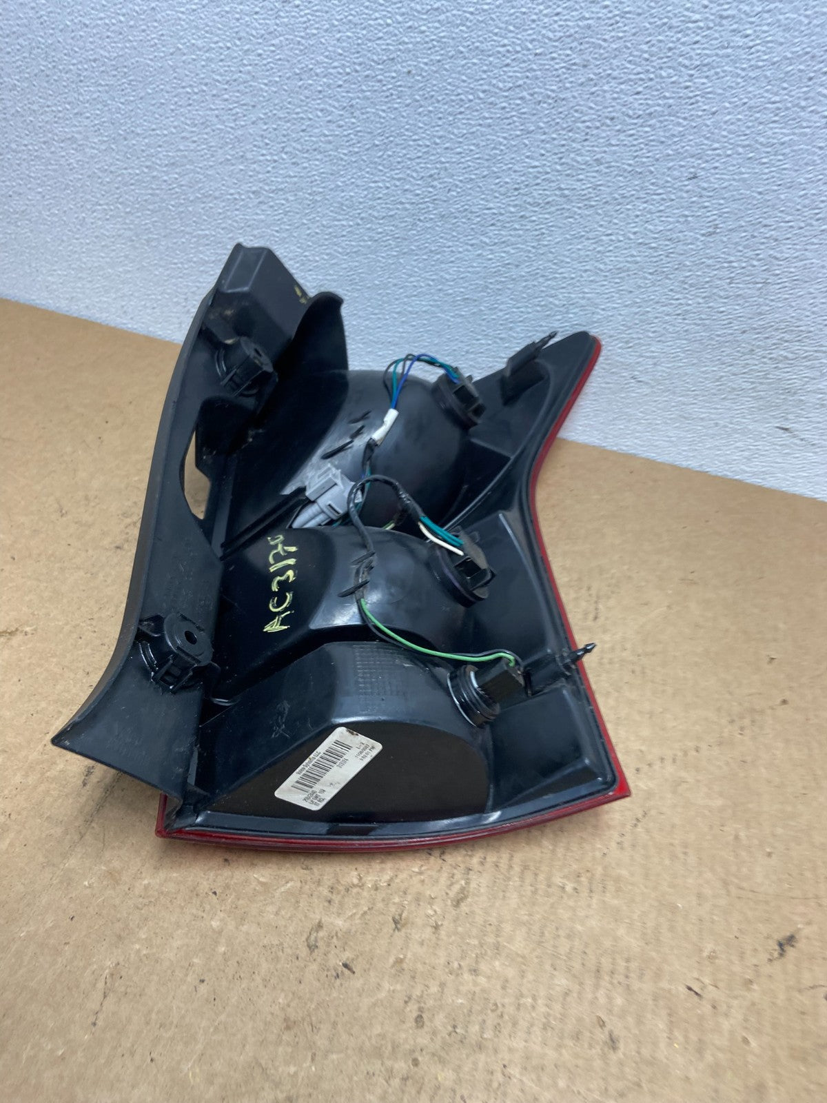 2007 to 2009 Suzuki XL-7 Vitara Left Driver LH Side Tail Light Oem AC3170 DW6