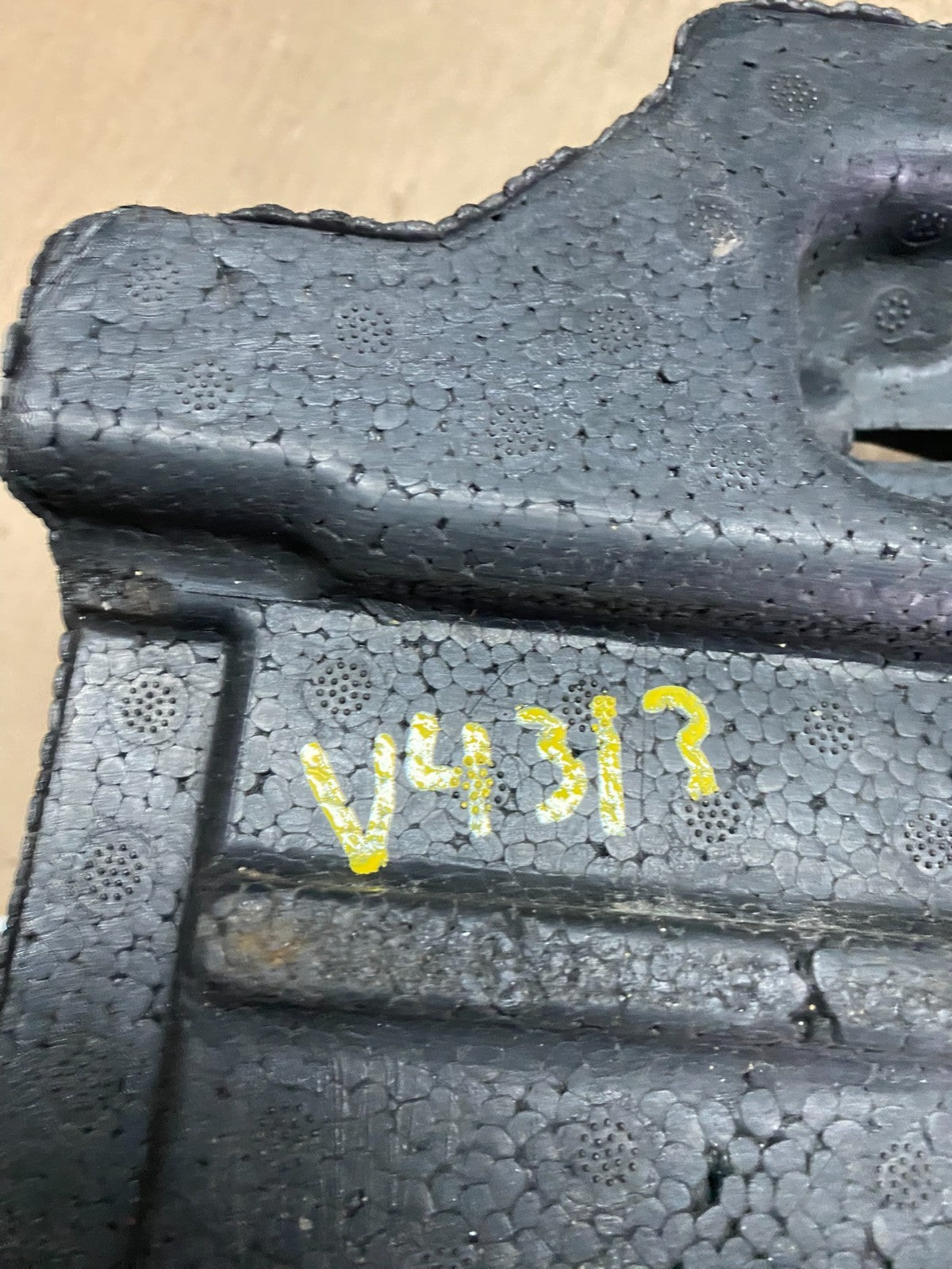 2011 2012 2013 Hyundai Elantra Front Bumper Impact Energy Absorber Foam V4313 DG7