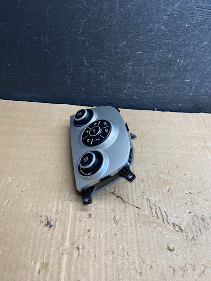2010 2011 2012 Hyundai Santa Fe Automatic Climate AC Heater Control OE AE1824 DG1