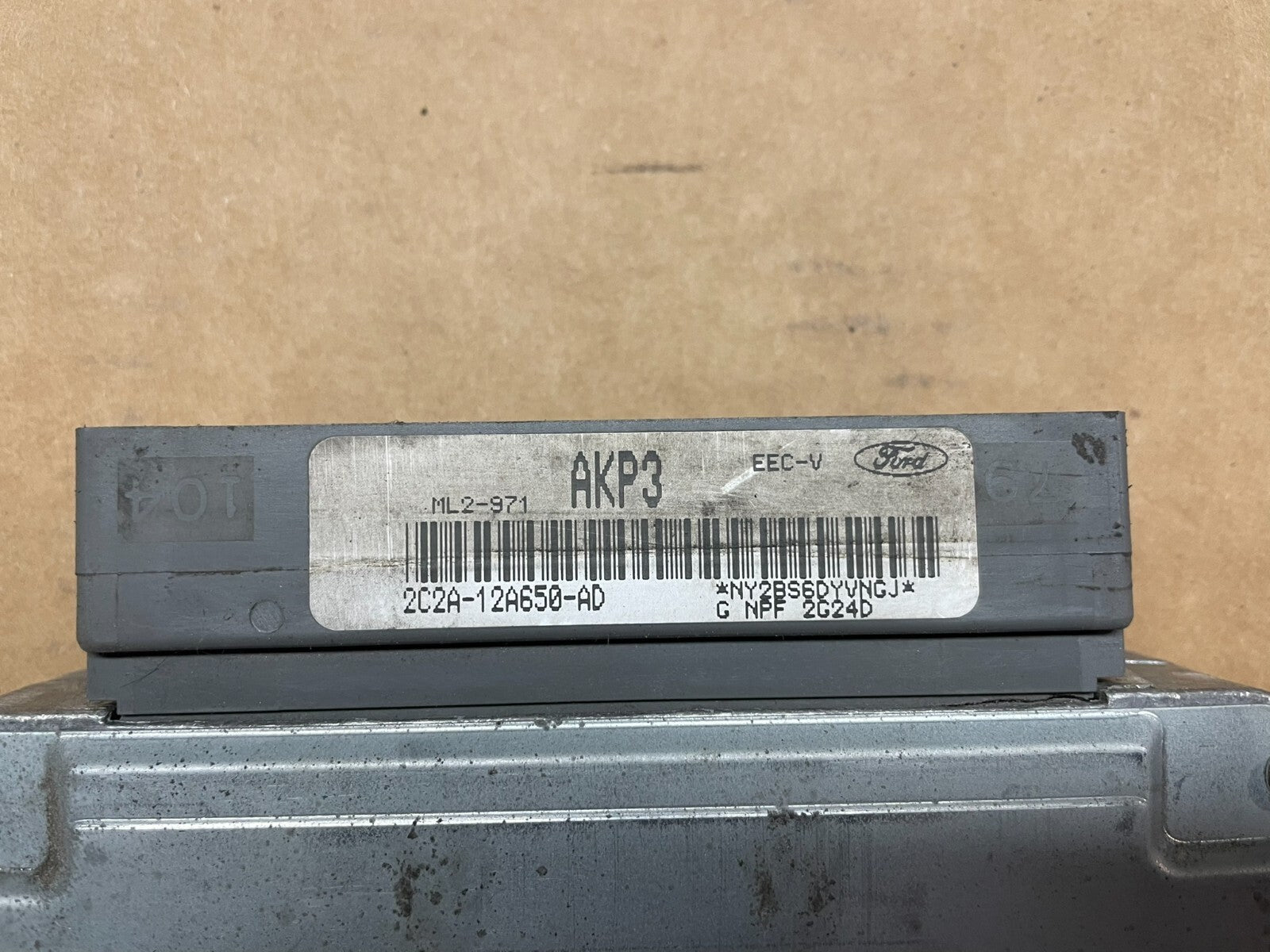 2002 Ford Van E150 E250 4.2L Engine Control Module 2c2a-12a650-aD H6801 PS2