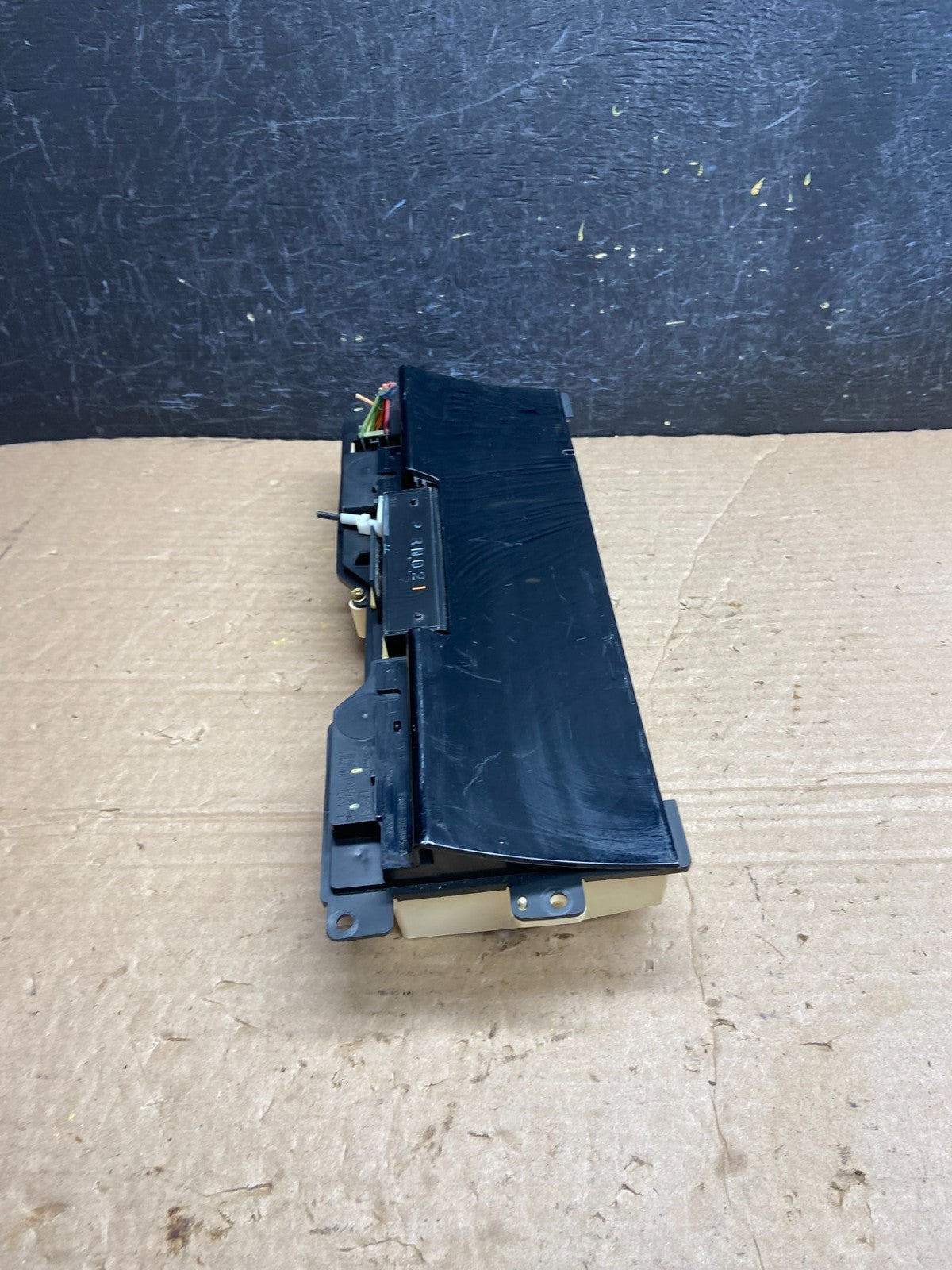 1996 to 1997 Ford Crown Victoria Speedometer Cluster Gauge AF2157 DG2