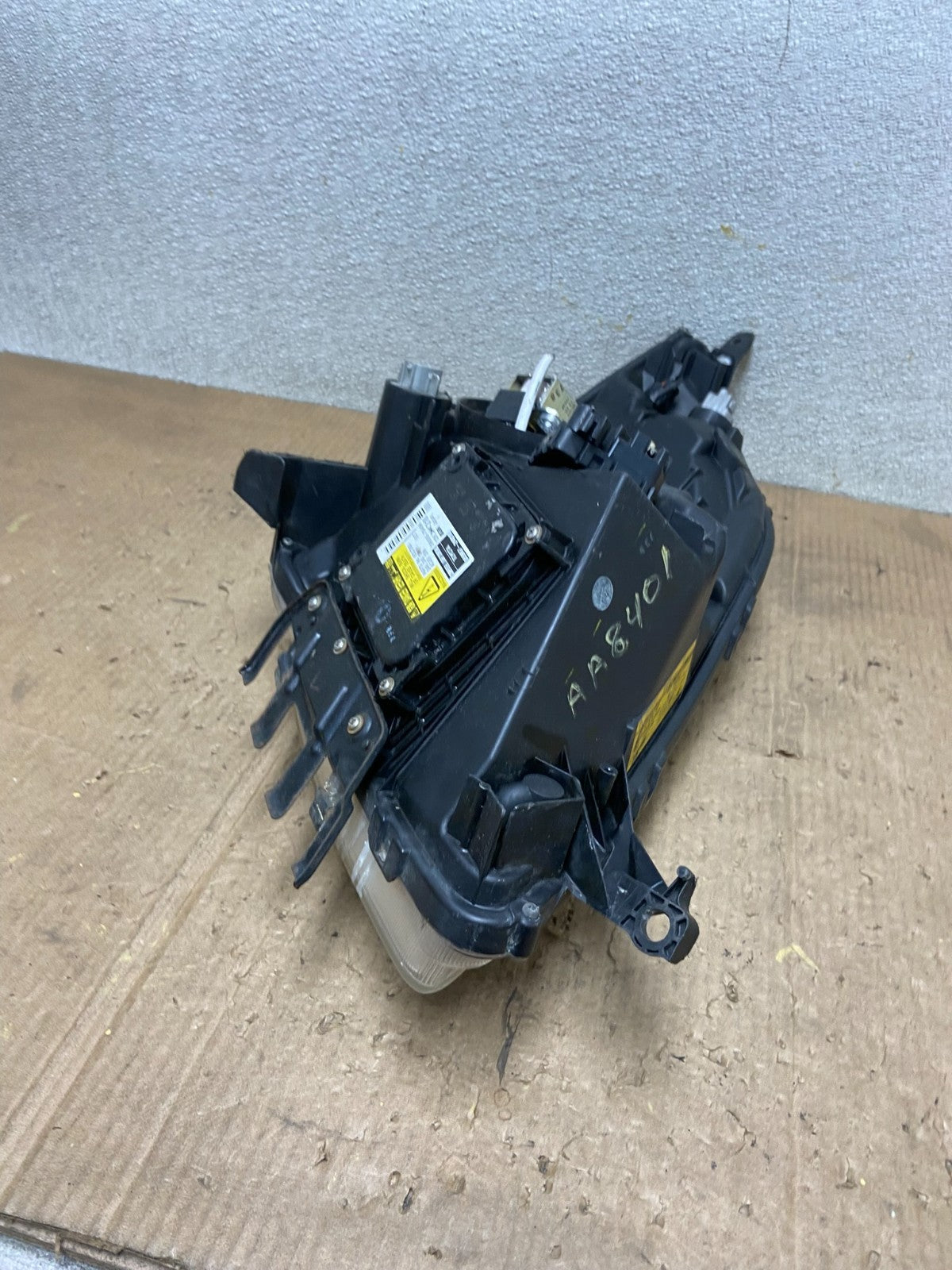2006-2009 Toyota Prius Left Driver LH Side Blue Headlight Xenon Hid AA8401 DW6
