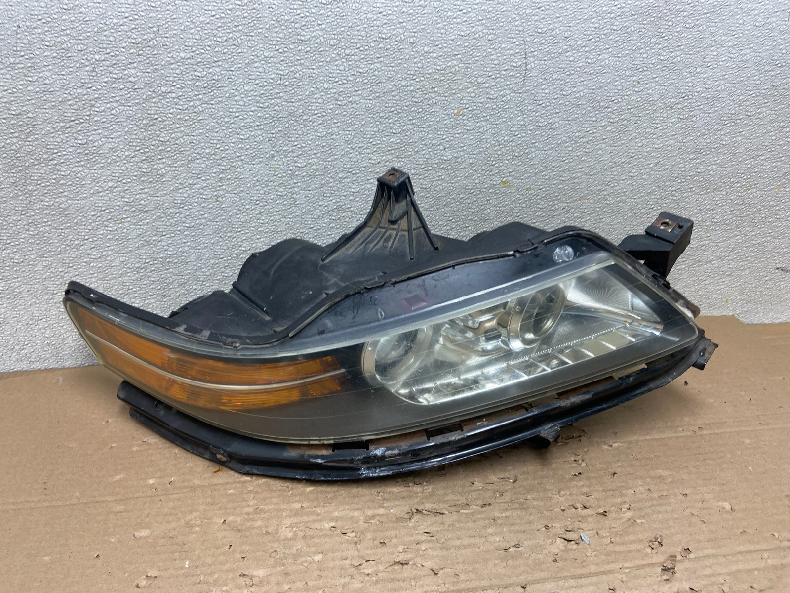 2007 to 2008 Acura TL Headlight Right Passenger Rh Side Xenon Hid AB1571 DW0