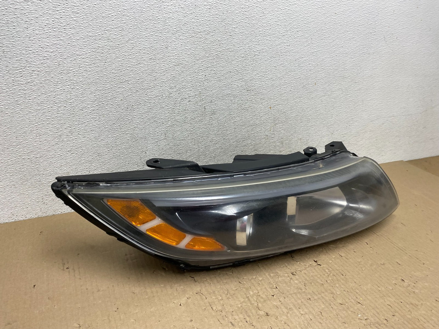2014 2015 Kia Optima Right Passenger RH Side Headlight Halogen AE9783 DW2