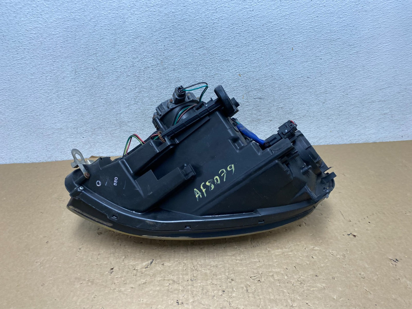 2005-2006 Infiniti G35 Sedan Left Driver Xenon Hid Headlight AF8079 DW6