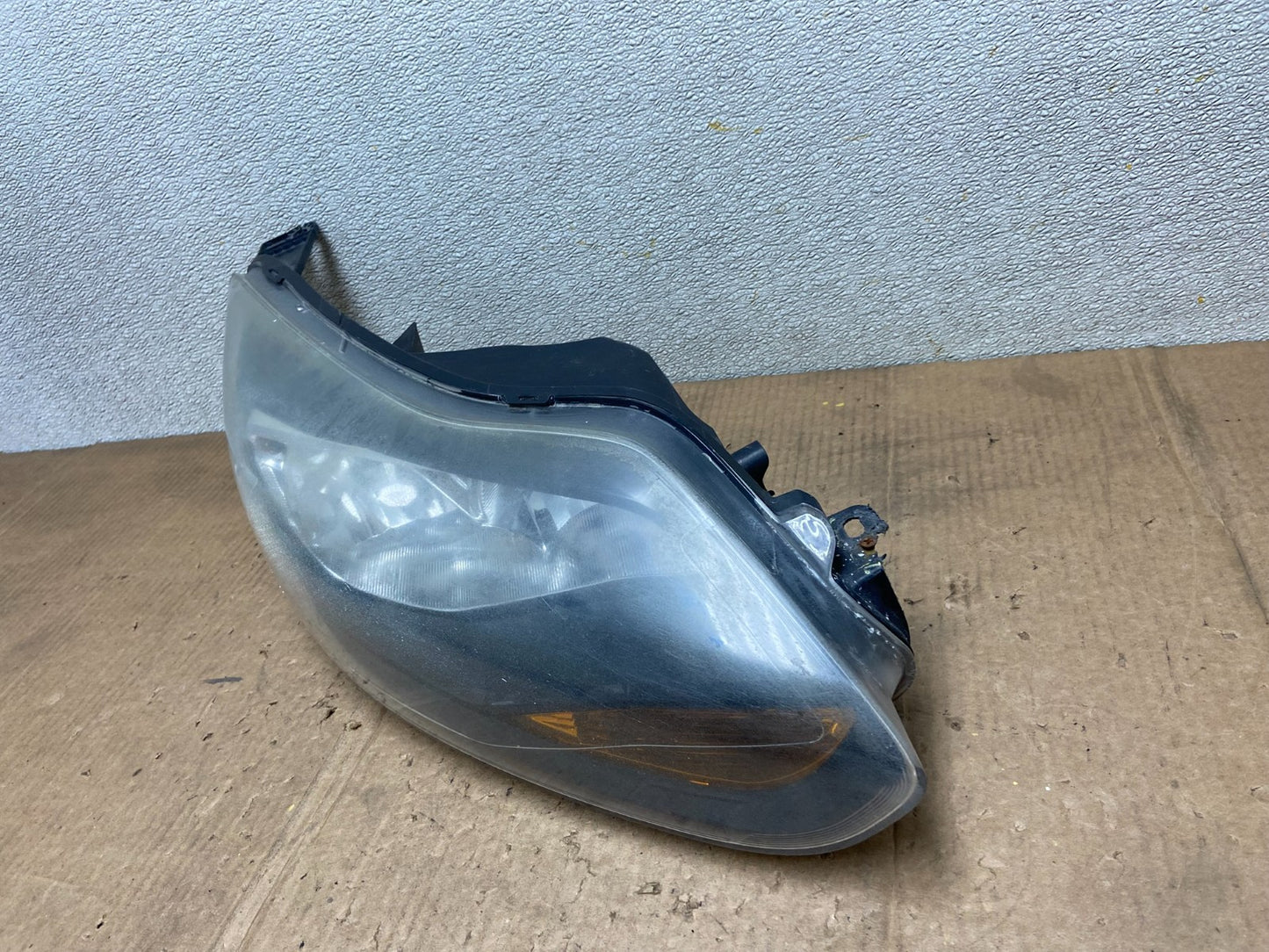 2012 2013 2014 Ford Focus Right Passenger Rh Side Headlight AA6707 DW1