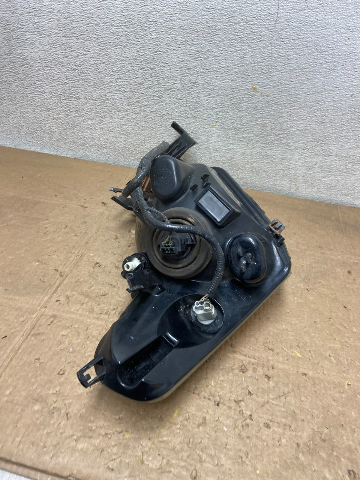 2008 2009 2010 2011 Ford Focus Left Driver Lh Headlight Halogen Y8200 DW10