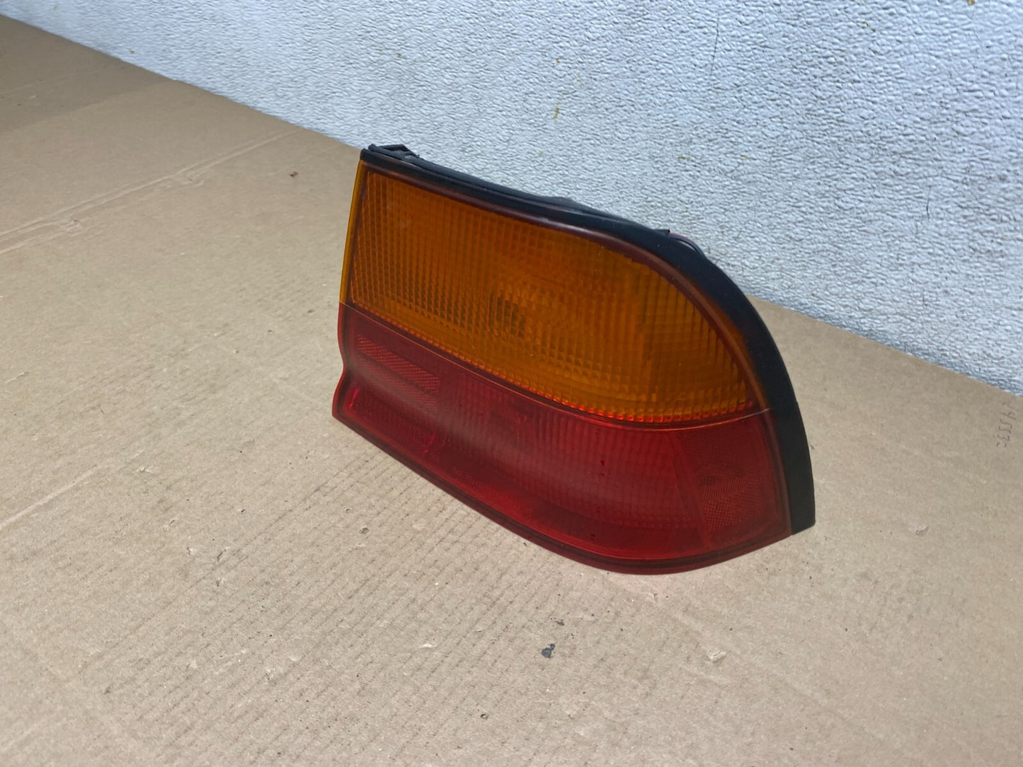 1995 to 1996Nissan Maxima Right Passenger RH Side Tail Light L4639 PS1