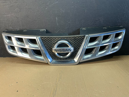 2011 to 2015 Nissan Rogue Front Upper Chrome Grill Grille AC9749 DW0