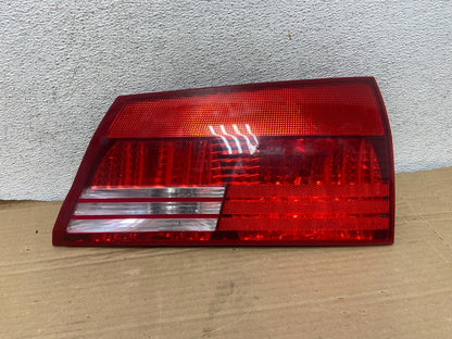 2004-2005 Toyota Sienna Right Passenger RH Side Inner Tail Light AG8874 DW0