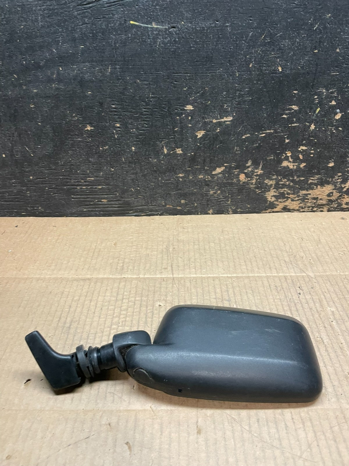 1981 to 1985 Volvo 244 Left Driver Side View Door Mirror Y1692 PS3
