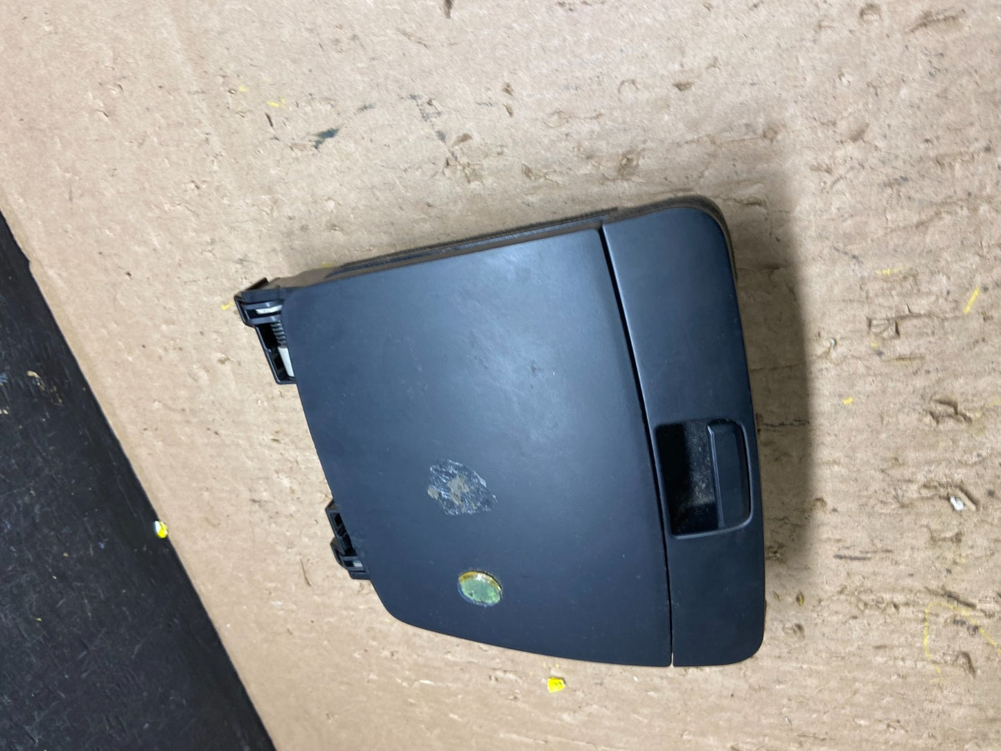 2010 to 2012 Hyundai Elantra Touring Upper Dash Storage Cubby Oem T6311 bDG4