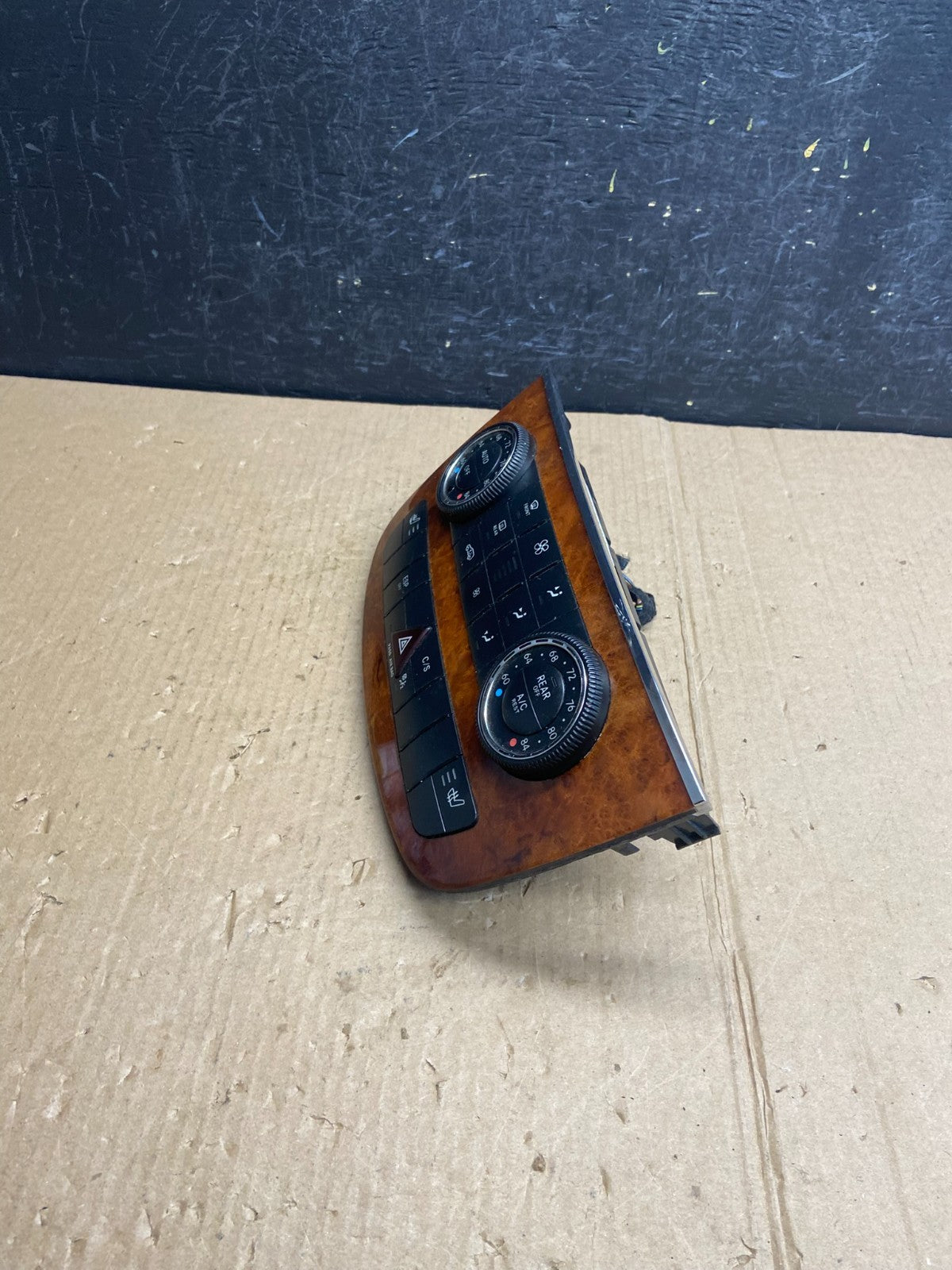2006 to 2010 Mercedes W251 R350 AC Temp Heater Climate Control AE3844 DG2