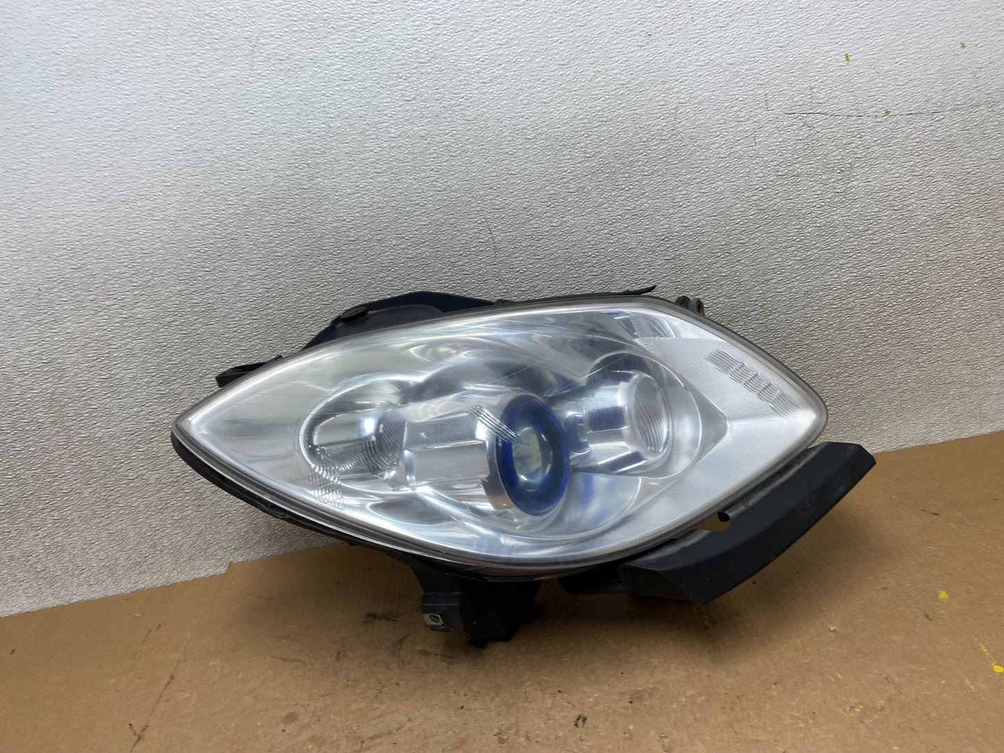 2008-2012 Buick Enclave Right Passenger Headlight Xenon Hid Two Ballast Z7996 DW0