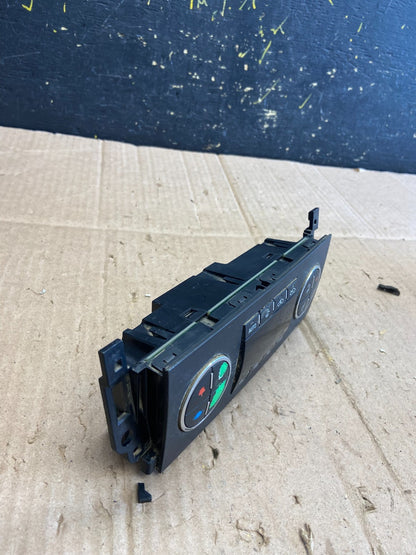 2007 - 2011 Chevrolet Silverado Gmc Sierra A/C Heater Climate Control ac9190 DG2