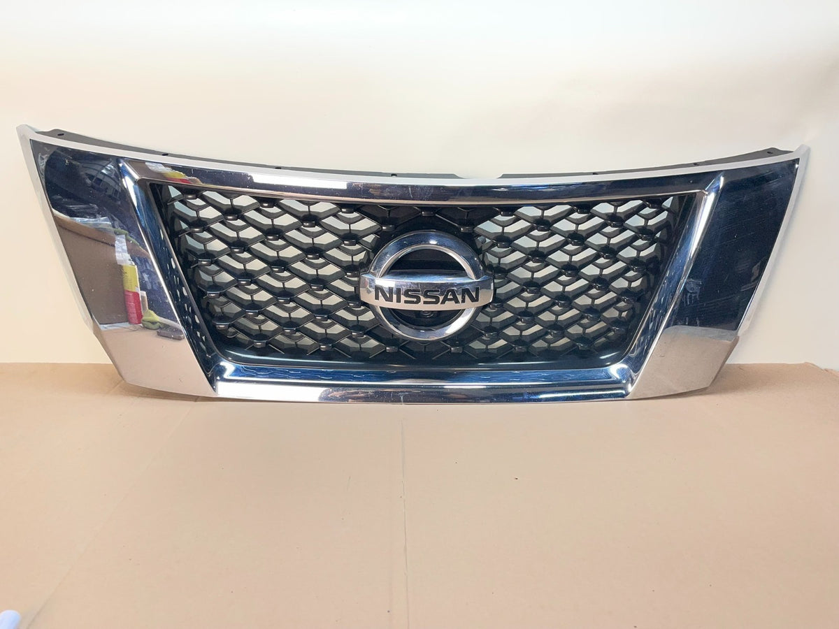2013 to 2016 Pathfinder Front Upper Chrome Camera Grill Grille AJ0640 DG0