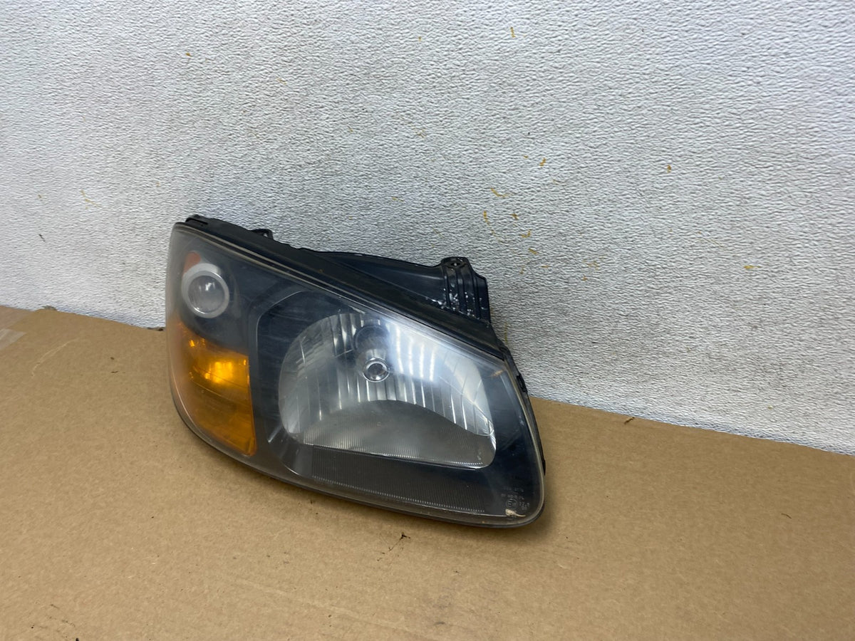 2007 2008 2009 Kia Spectra Right Passenger RH Side Halogen Headlight AH4410 DW2
