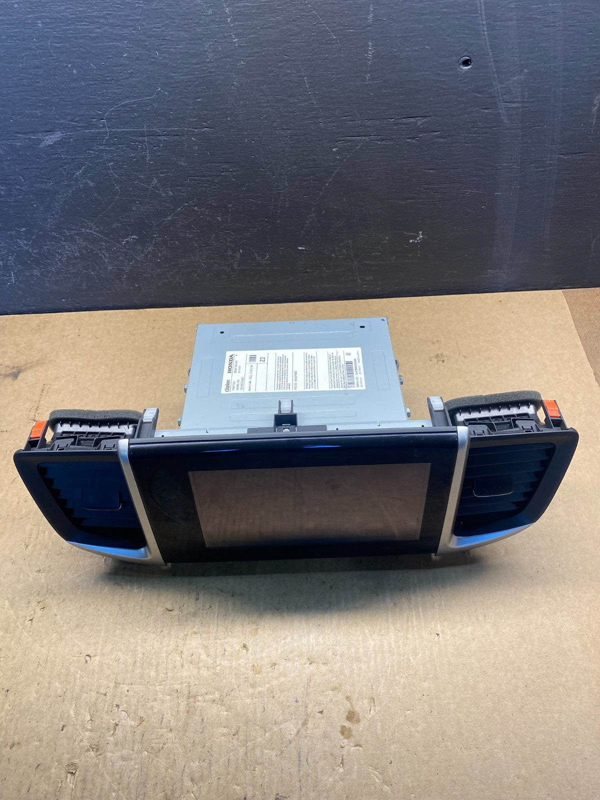 2017-2018 Honda Ridgeline AM FM Radio Screen Display Navi Air Vent AC7119 DG3