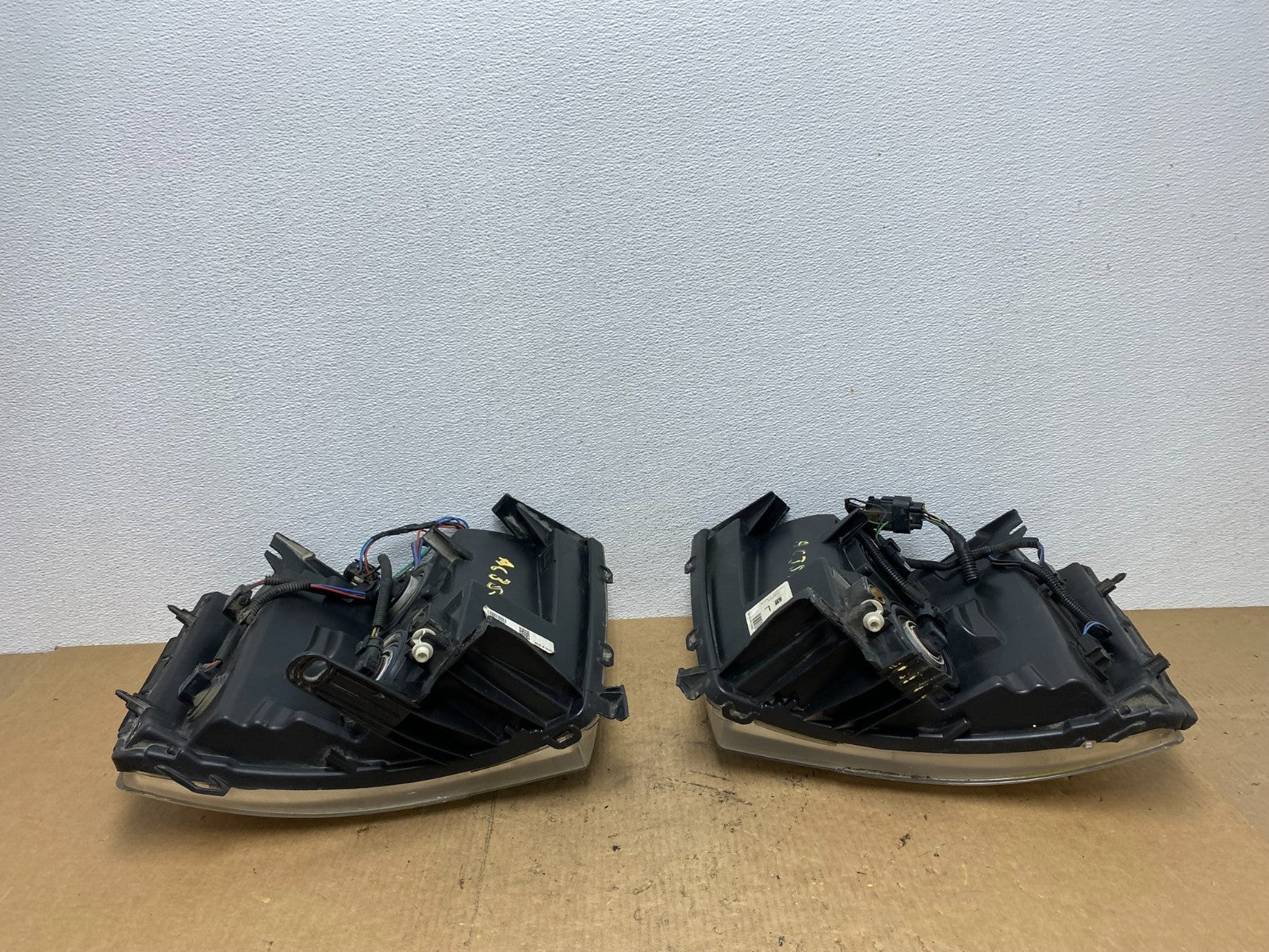 2007 to 2014 Chevrolet Silverado Left+Right Side Headlights AC3548 DW10