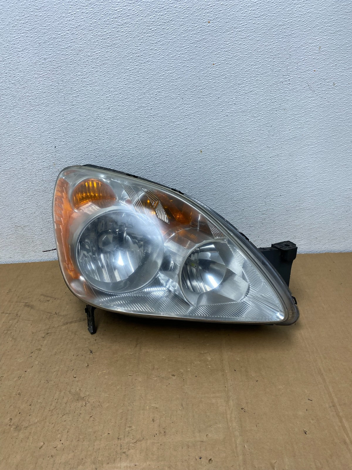 2005 -2006 Honda Crv Cr-v Halogen Headlight Right Passenger Rh AC8600 DW0
