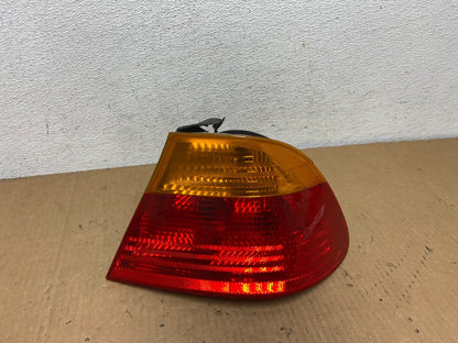 1999-2001 Bmw E46 325i 328i 330i Coupe Right Passenger Tail Light AD0979 DW0