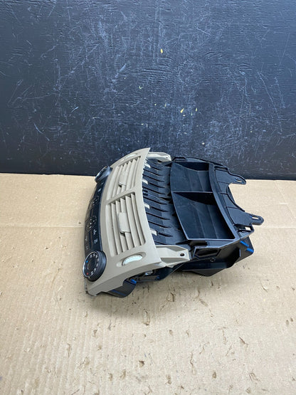 2003-2006 Mercedes W211 E320 E500 Climate Control A/C Heater Air Vent AC6733 DG2